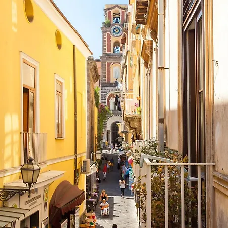 Casa Rossella In Historical Center Апартаменты
