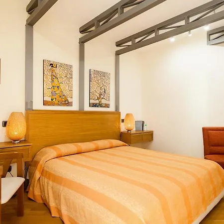 Casa Rossella In Historical Center *