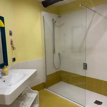 Apartment Casa Rossella In Historical Center *